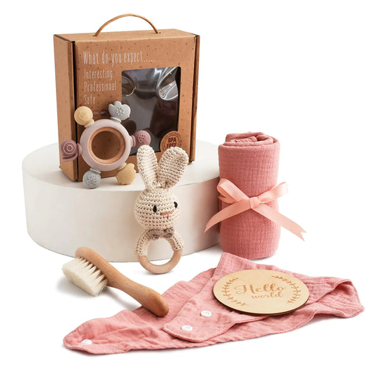LittleHaven 6-Piece Newborn Bath & Essentials Gift Set