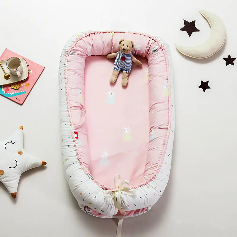 DreamNest Baby Bed | Portable Infant Lounger for 0–12 Months